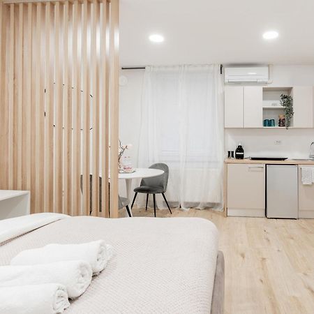 Classy & Cozy Apartment 2 Lubiana Esterno foto