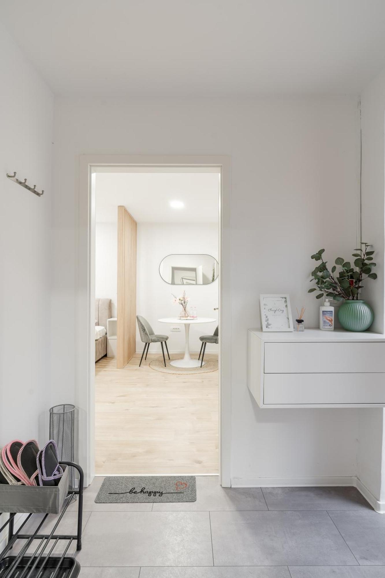 Classy & Cozy Apartment 2 Lubiana Esterno foto