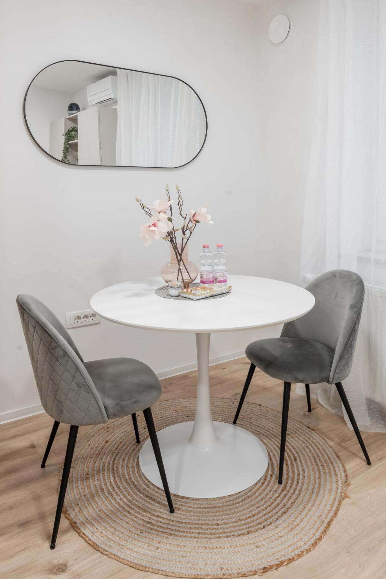 Classy & Cozy Apartment 2 Lubiana Esterno foto